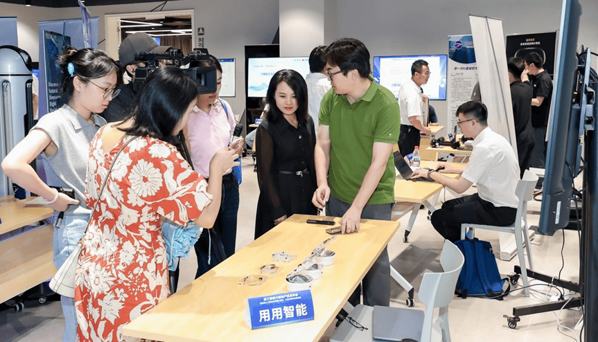 福田发布19款AI硬核产品达成千万级订单成果亮眼！(图17)